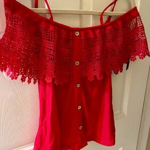 NWT No Boundaries Cold Shoulder red Halter Top Size Large (11-13) runs small